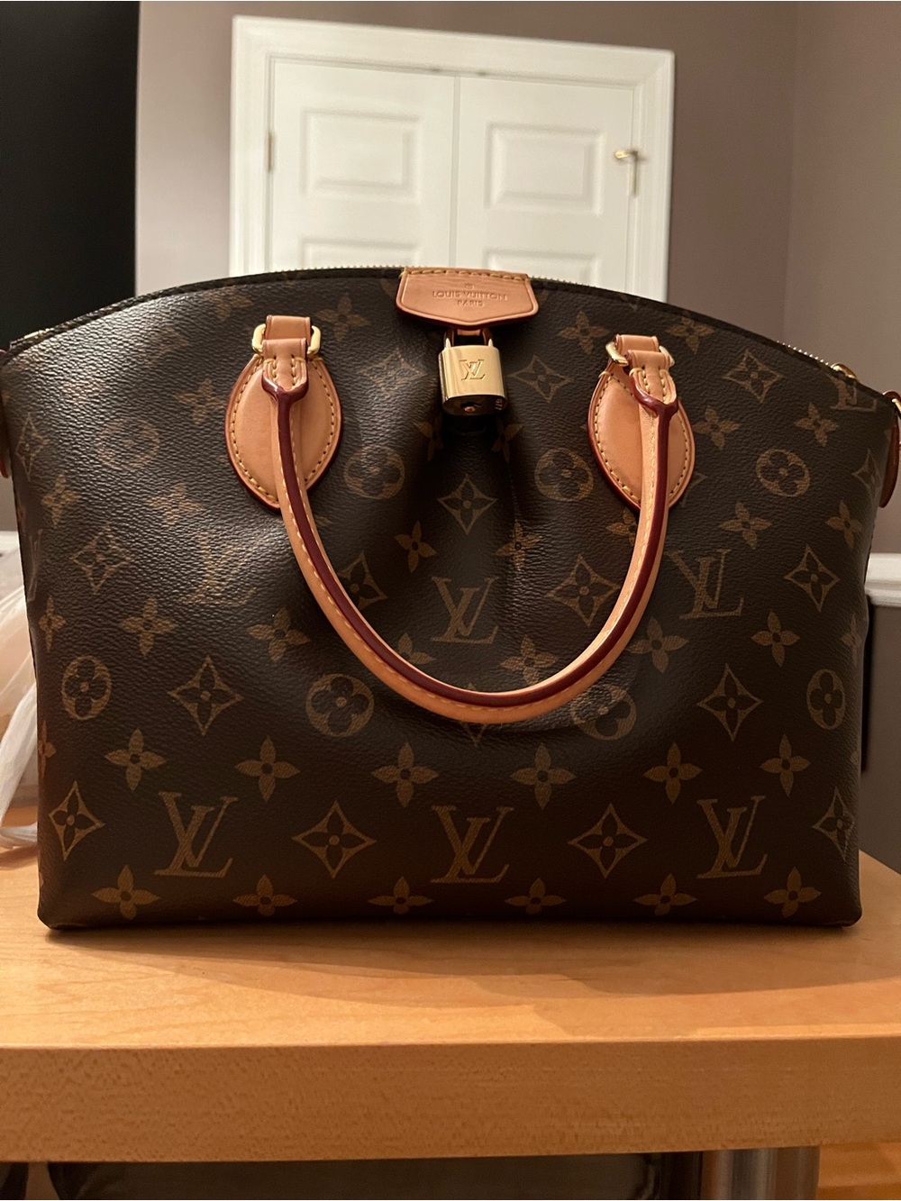 ⚡️SALE!🎀LOUIS VUITTON BOETIE🎀NM PM Monogram Canvas Bag! EUC! RETIRED! VHTF!